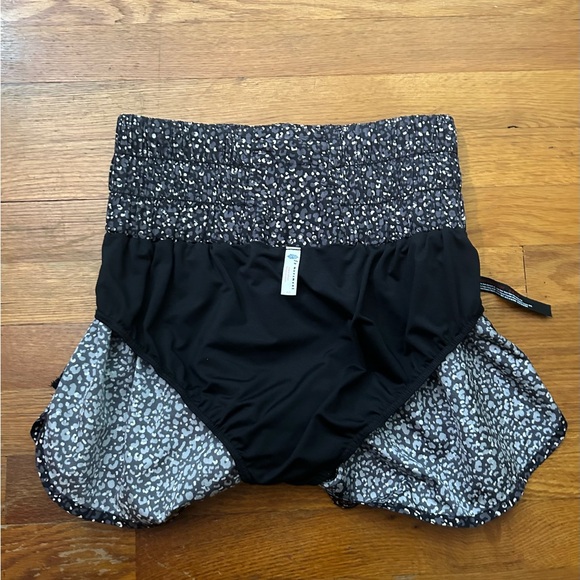 Free People Movement | High-Rise the Way Home Shorts | Black Chettah - Picture 8 of 10
